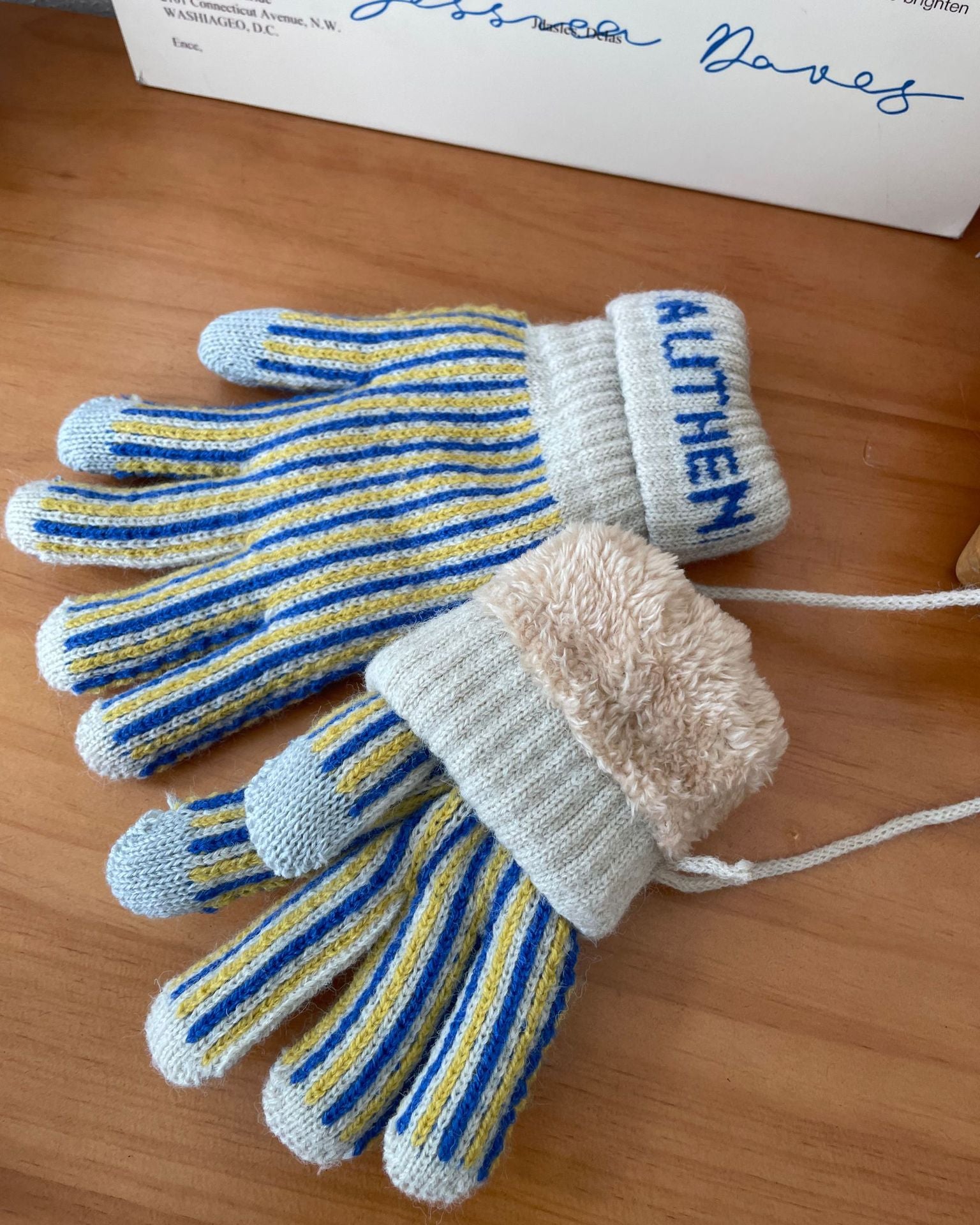 Wholesale Winter Color Striped Polyester Gloves