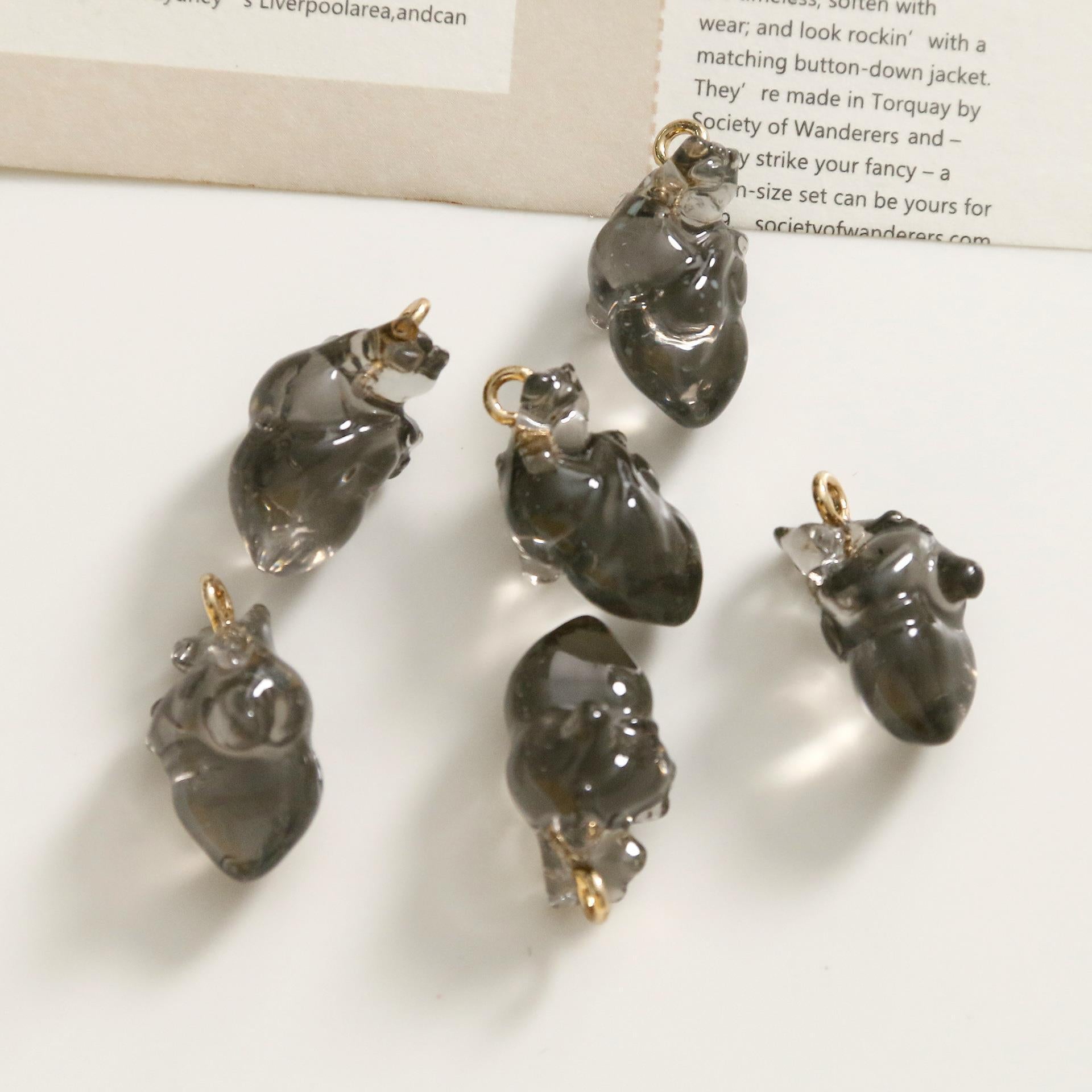 Wholesale Three-dimensional Clear Small Heart Pendant Bracelet Material OLY-CS-LiLuo001