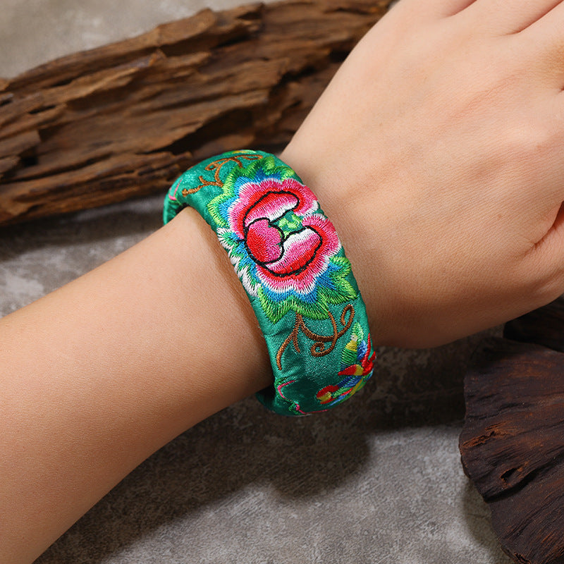 Wholesale Ethnic style embroidered fabric peony wide bracelet