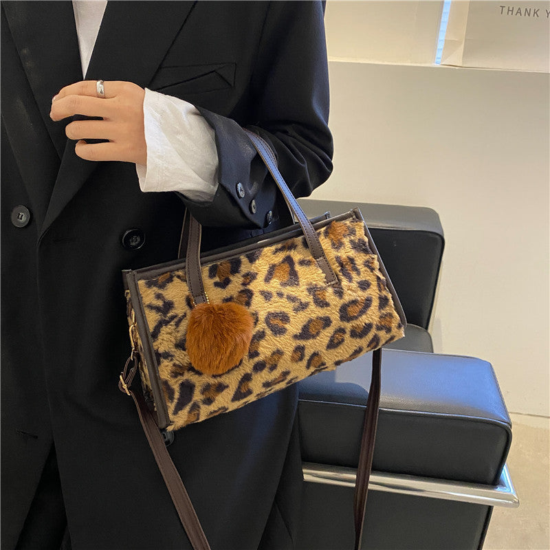 Wholesale Leopard Print Cow Print Plush Shoulder Bag