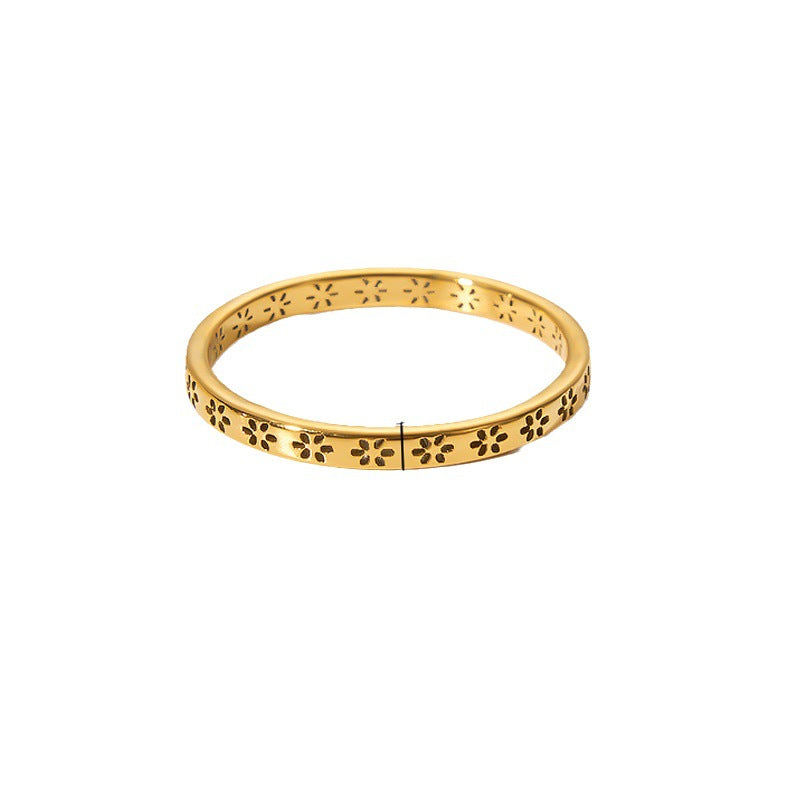 Wholesale Stainless Steel Hollow Flower Ring