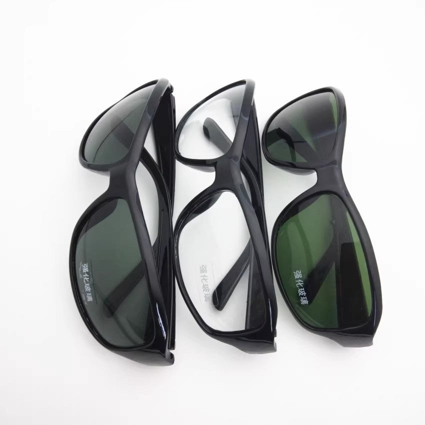 Wholesale Retro Square Frame Sunglasses Tempered Glass Lenses