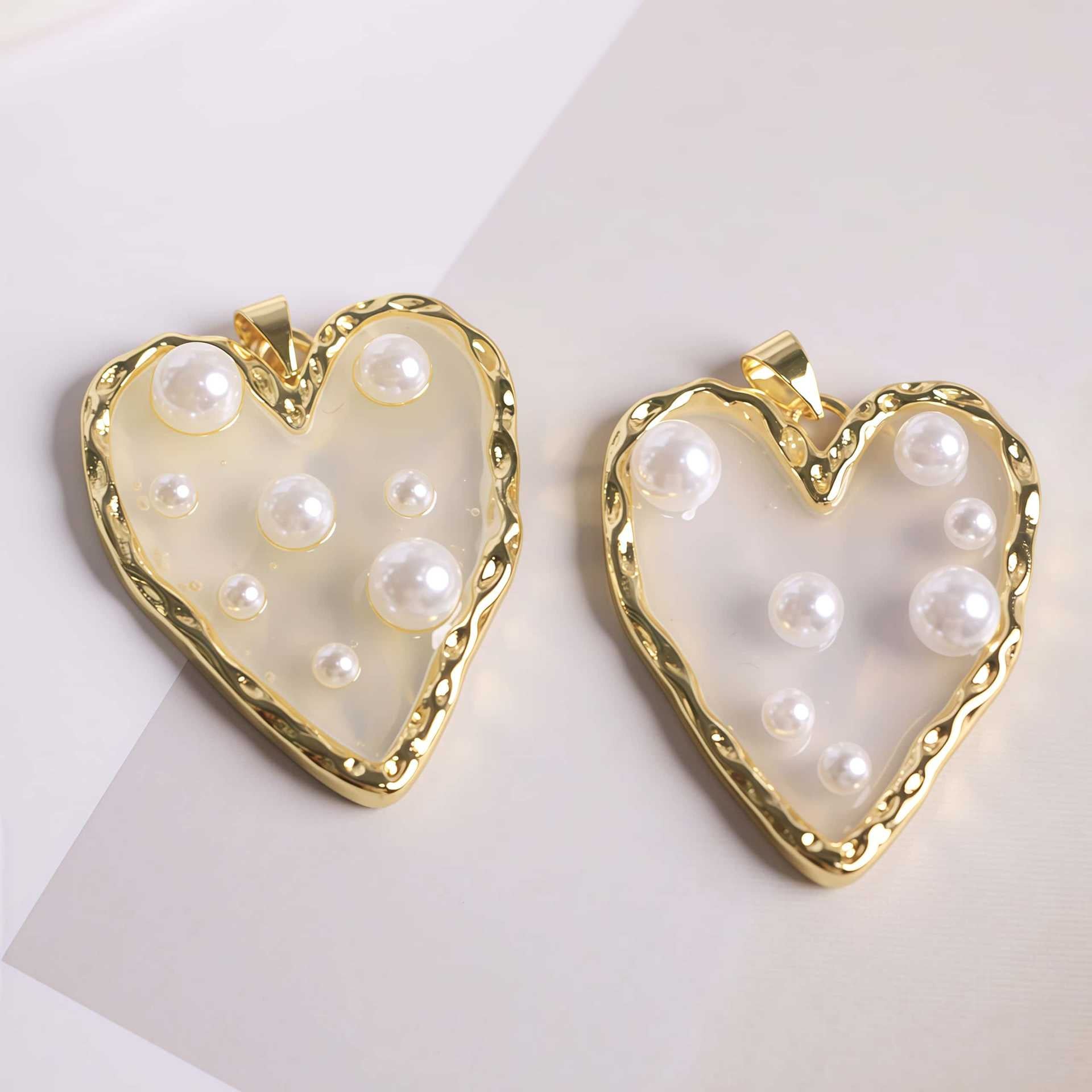 Wholesale Inlaid pearl star heart-shaped circular pendant