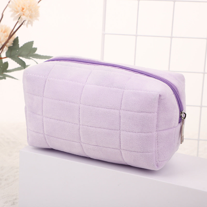 Wholesale Flannel Plaid Decompression Pillow Makeup Travel Convenient Storage Large Capacity High-end Toiletry Bag