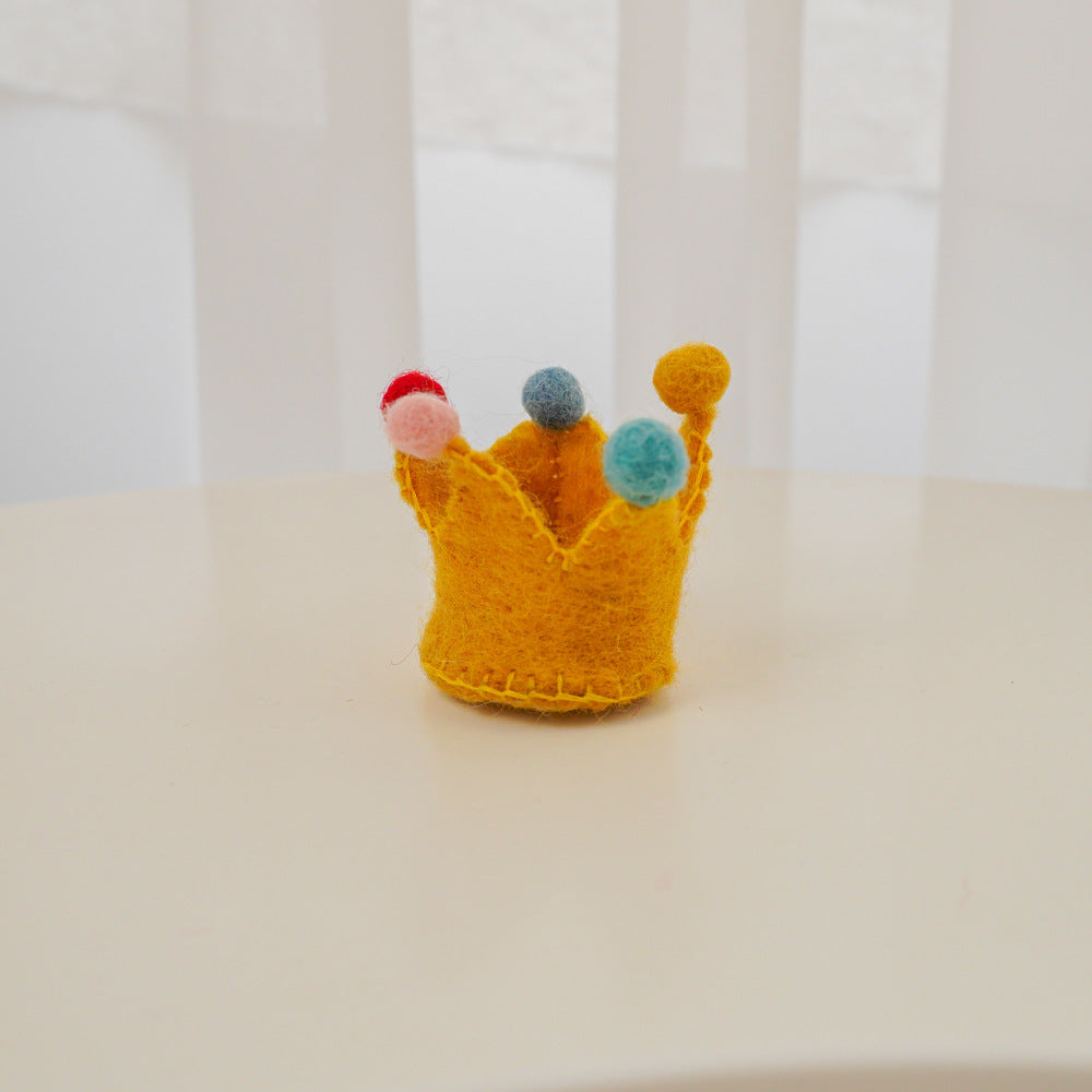 Wholesale Wool felt three-dimensional crown children's accessories