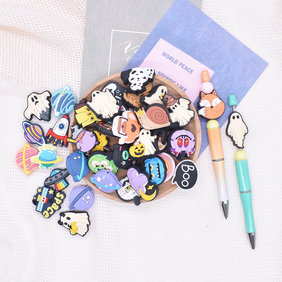 Wholesale Random 100pcs Random Beaded  Beads Focal Beads