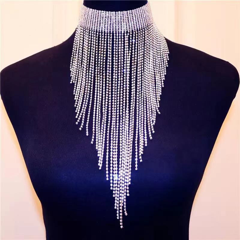 Wholesale Luxury Tassel Versatile Exaggerated Clavicle Crystal Necklace
