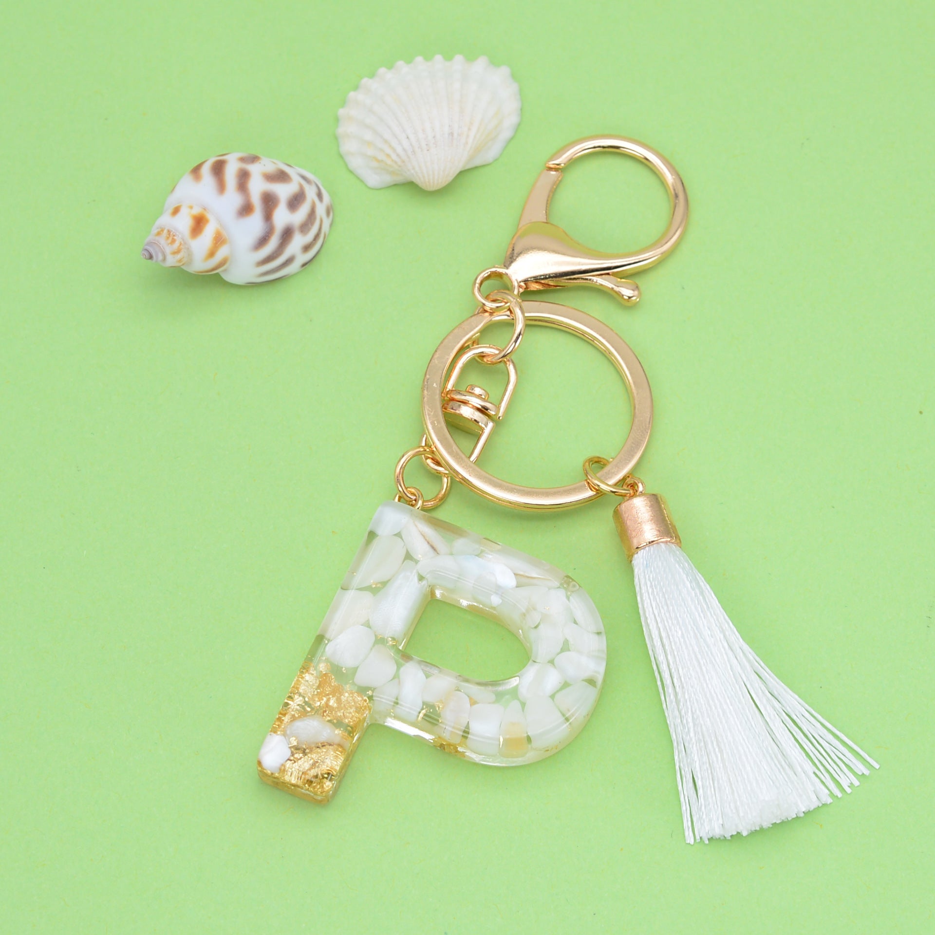 Wholesale White Tassel 26 Letter Crystal Resin Keychain