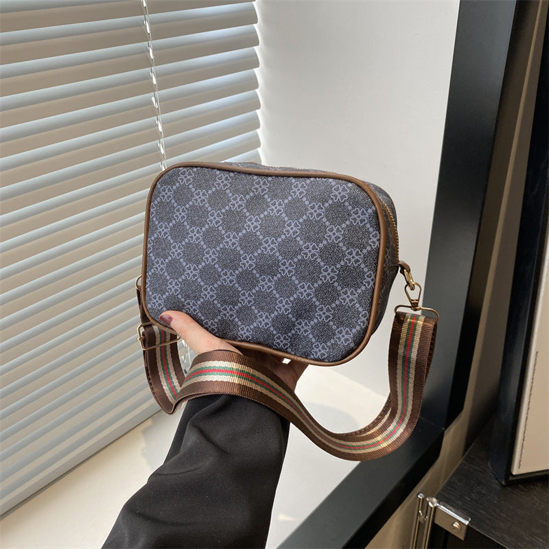 Wholesale Trendy Simple Casual Crossbody Shoulder Bag