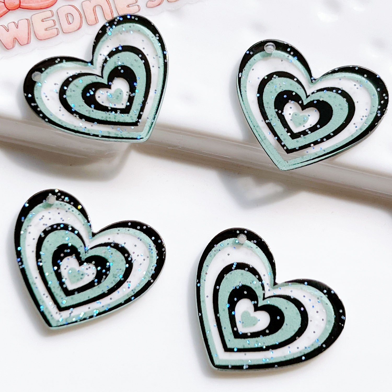 Wholesale 5pcs Acrylic Heart Accessories FlatBack with Holes