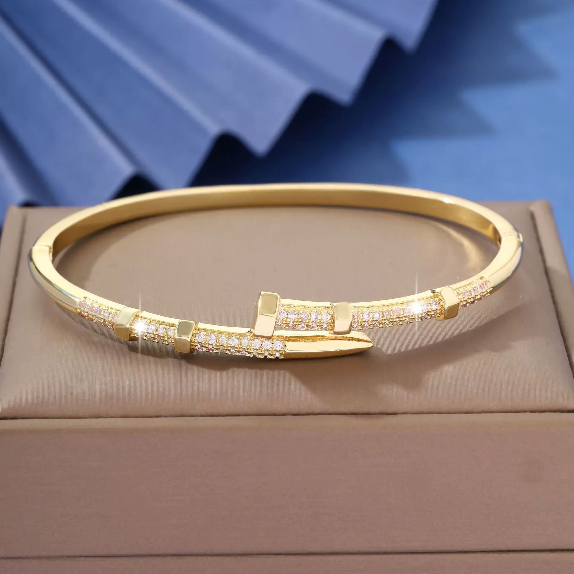 Wholesale Nail copper micro inlaid zircon open bracelet