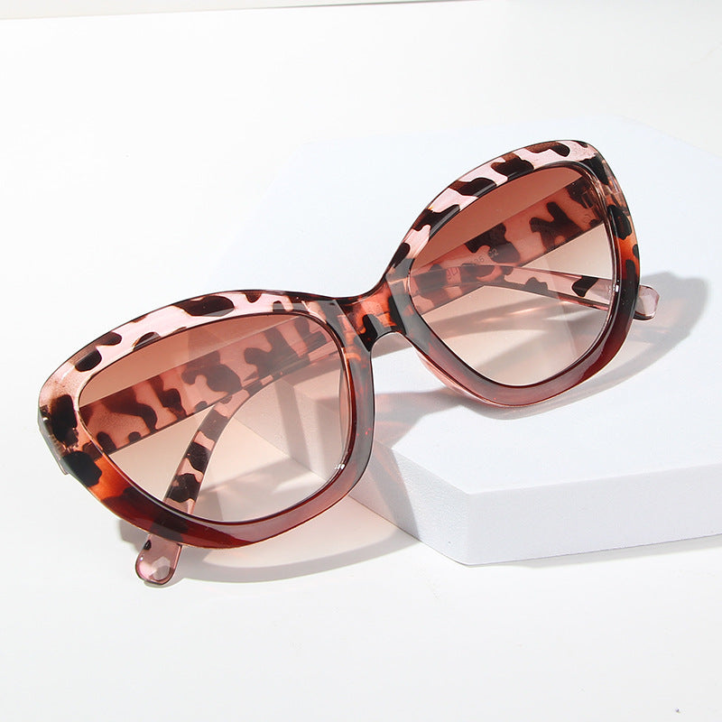 Wholesale Cat Eye Big Frame PC Sunglasses