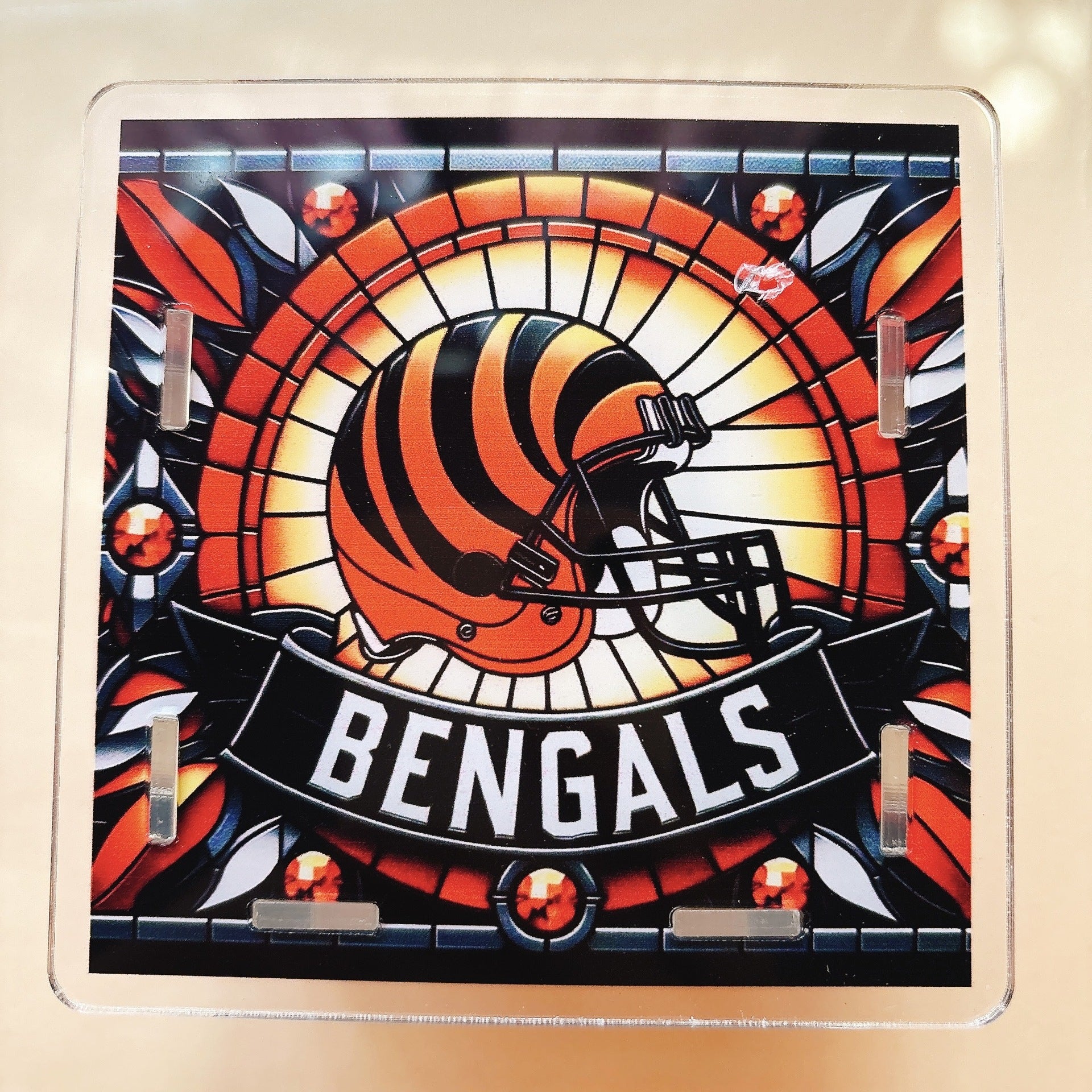 Wholesale Sporting Acrylic Pen Holder Popular Pen Box Creative Gift Stationery Student 10cm