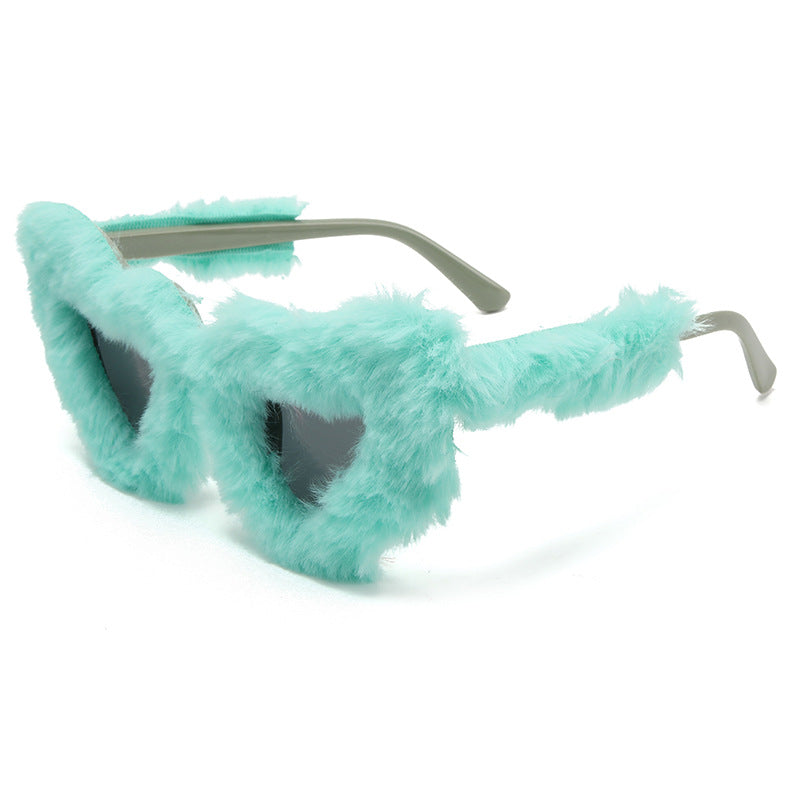 Wholesale new fashion glasses plush lovely sunglasses peach heart ball party funny heart sunglasses