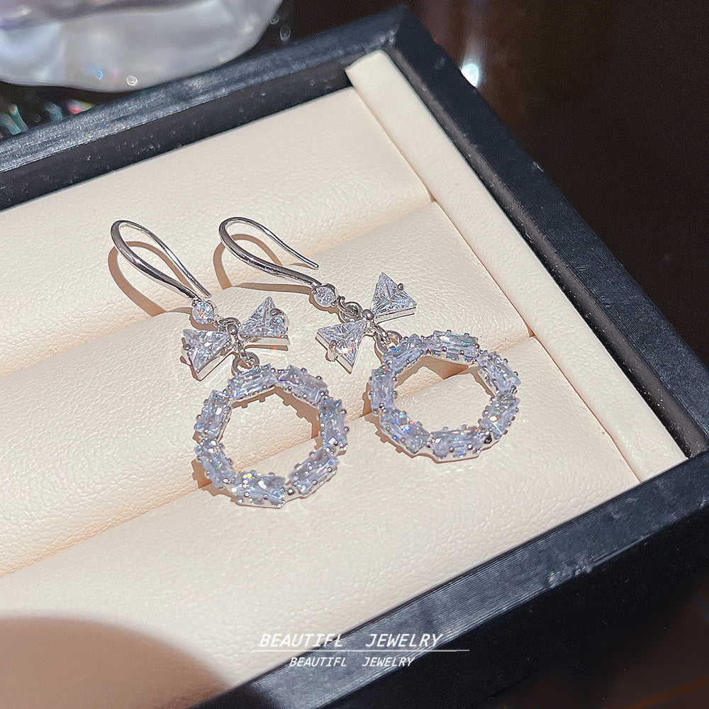 Wholesale Super Flash Zircon Ring Design Ear Hook Luxury Earrings