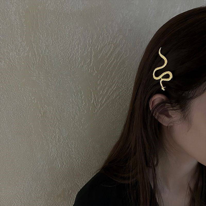 Wholesale retro creative silver snake hairpin