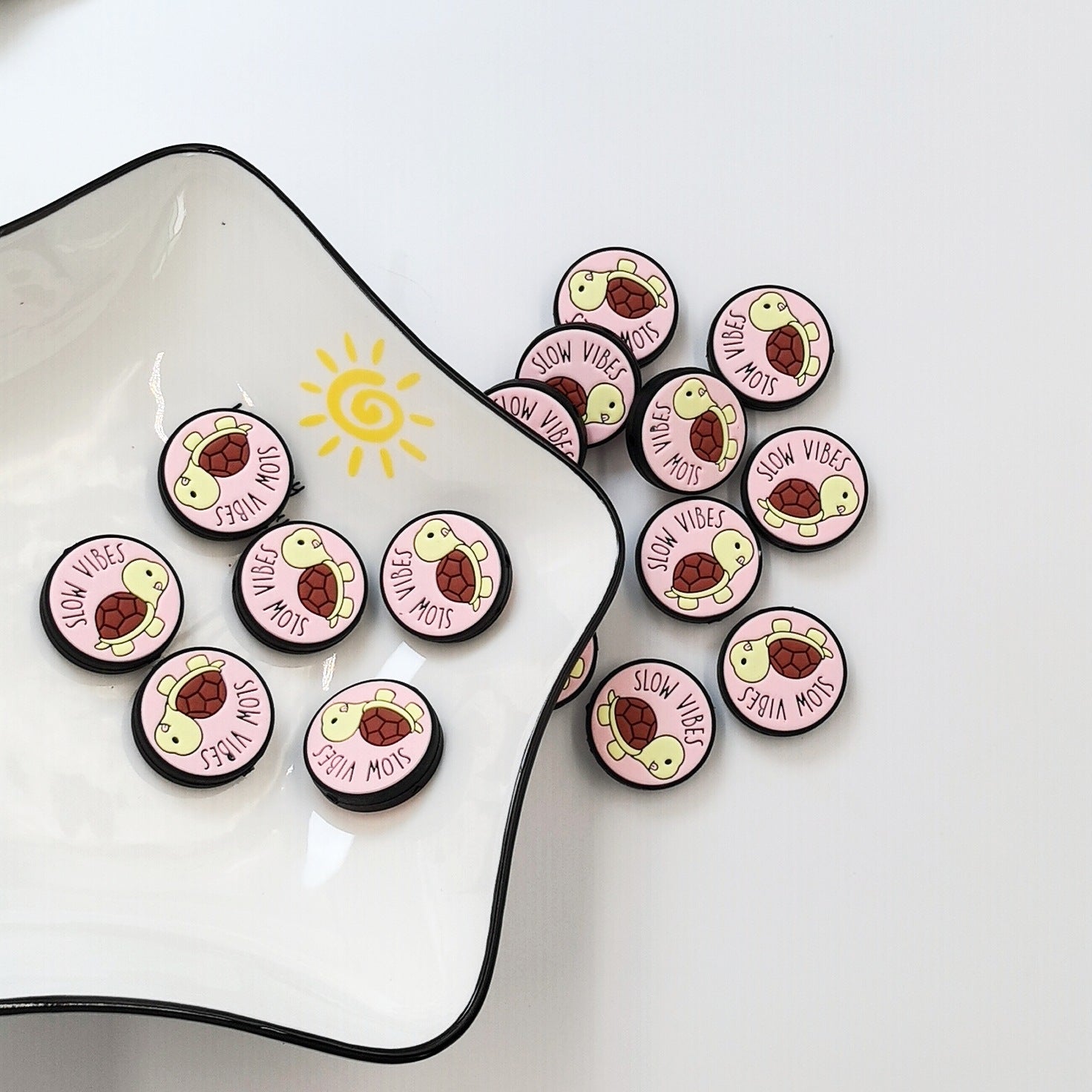 Wholesale 10PCS Little Turtle Letter Silicone Cartoon Beads