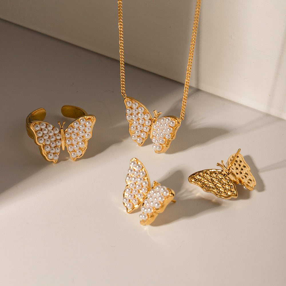 Wholesale Geometric Pearl Butterfly Pendants