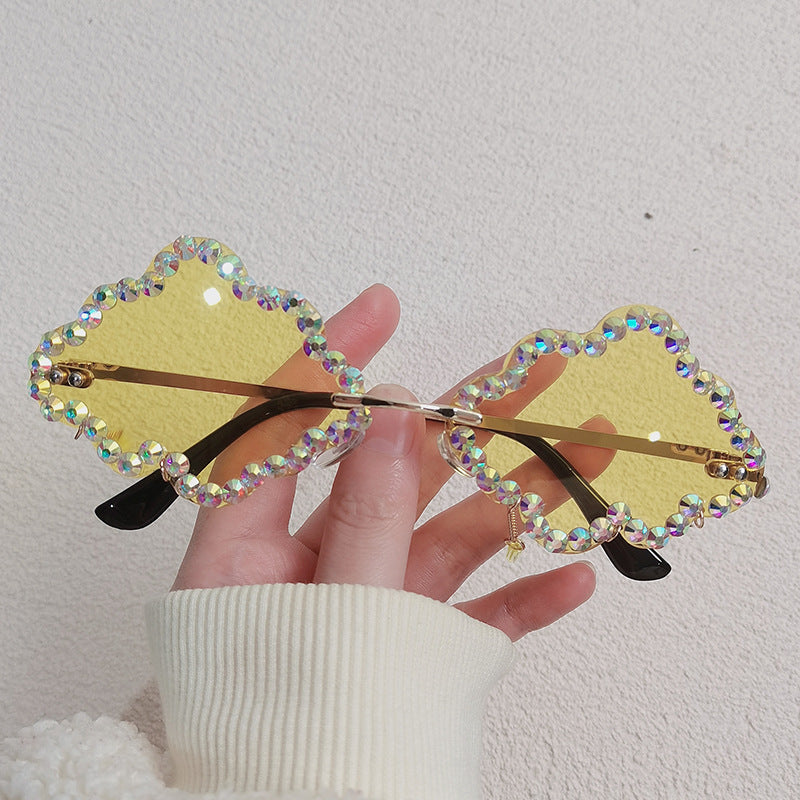 Wholesale Cloud Pendant Ocean Color Diamond Sunglasses