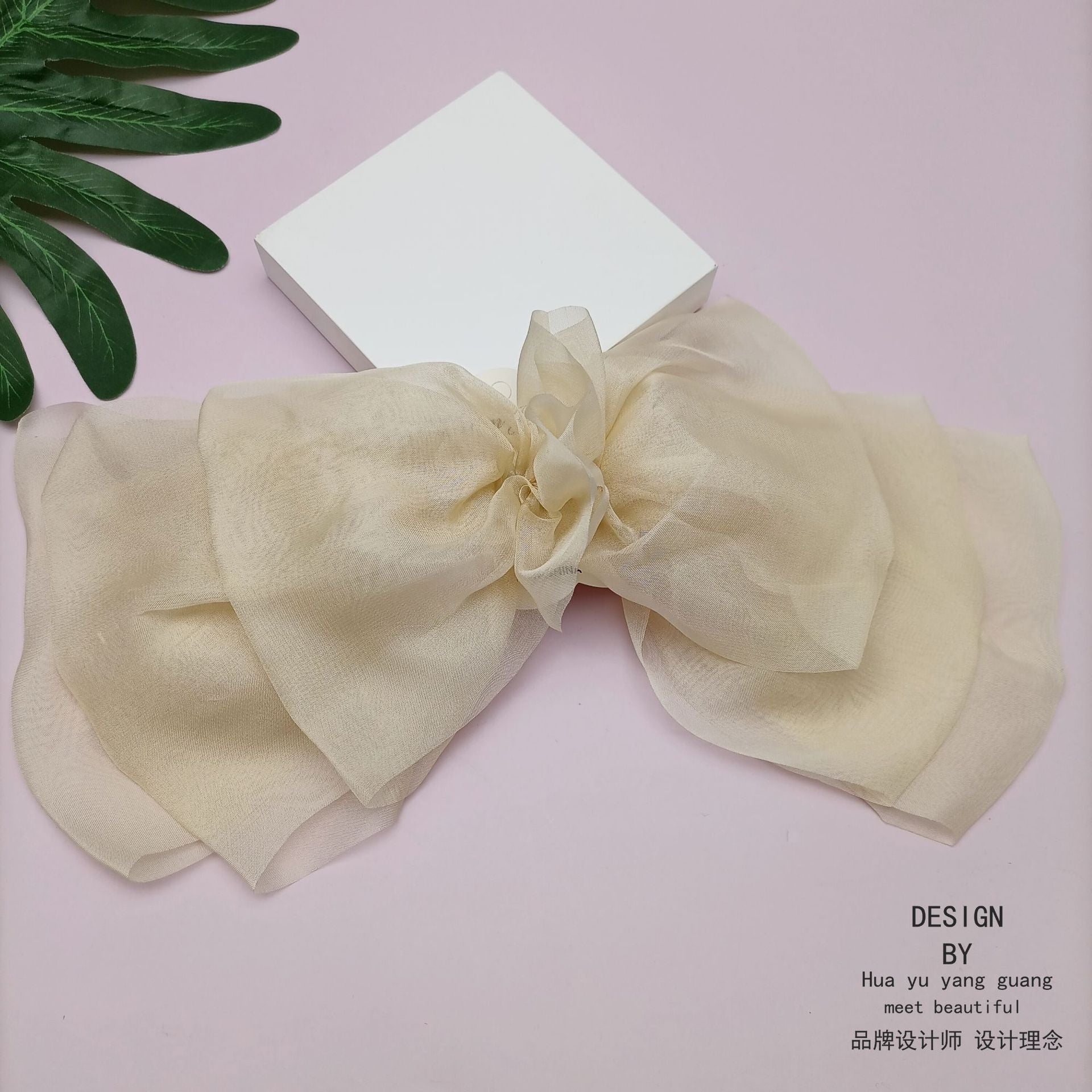 Wholesale Chiffon Gentle Butterfly Spring Hairpin