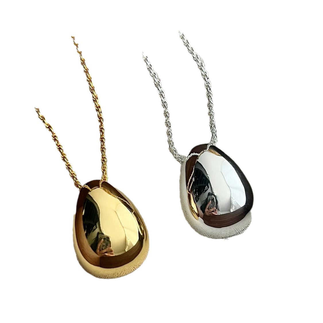 Wholesale French Retro Egg-Shaped Teardrop Pendant Necklace