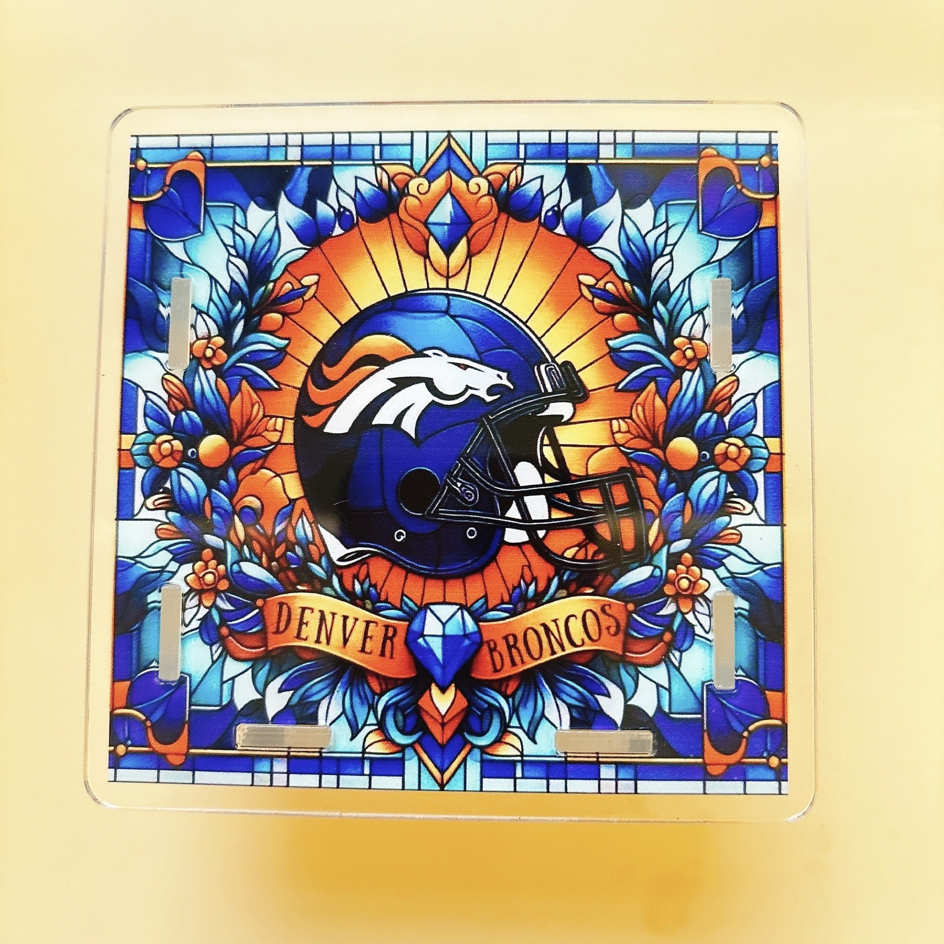 Wholesale Sporting Acrylic Pen Holder Popular Pen Box Creative Gift Stationery Student 10cm