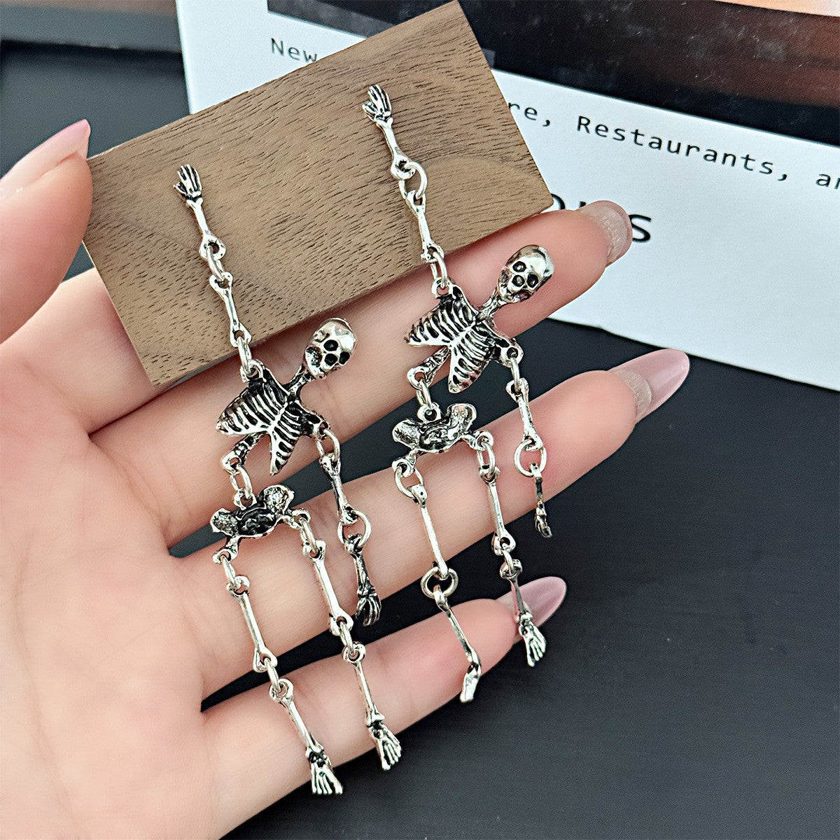 Wholesale Gothic Punk  Earrings Dark Bat Skeleton Pumpkin  Design Electroplated Alloy Stylish Party Gift