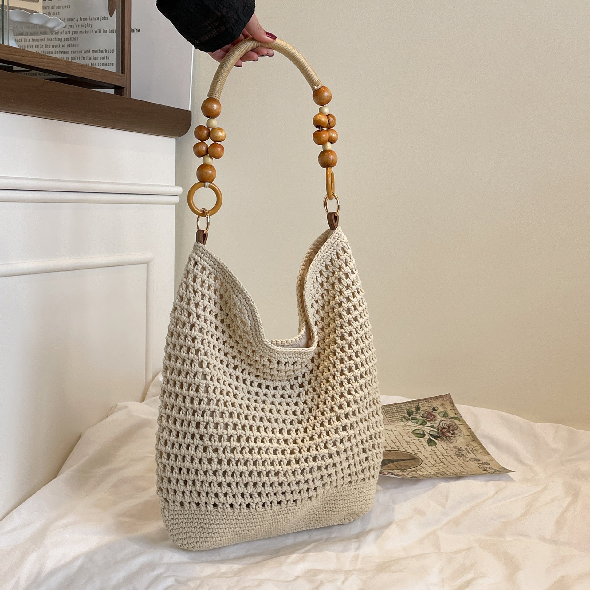 Wholesale Large Capacity One-shoulder Woven Commuter Tote Bag