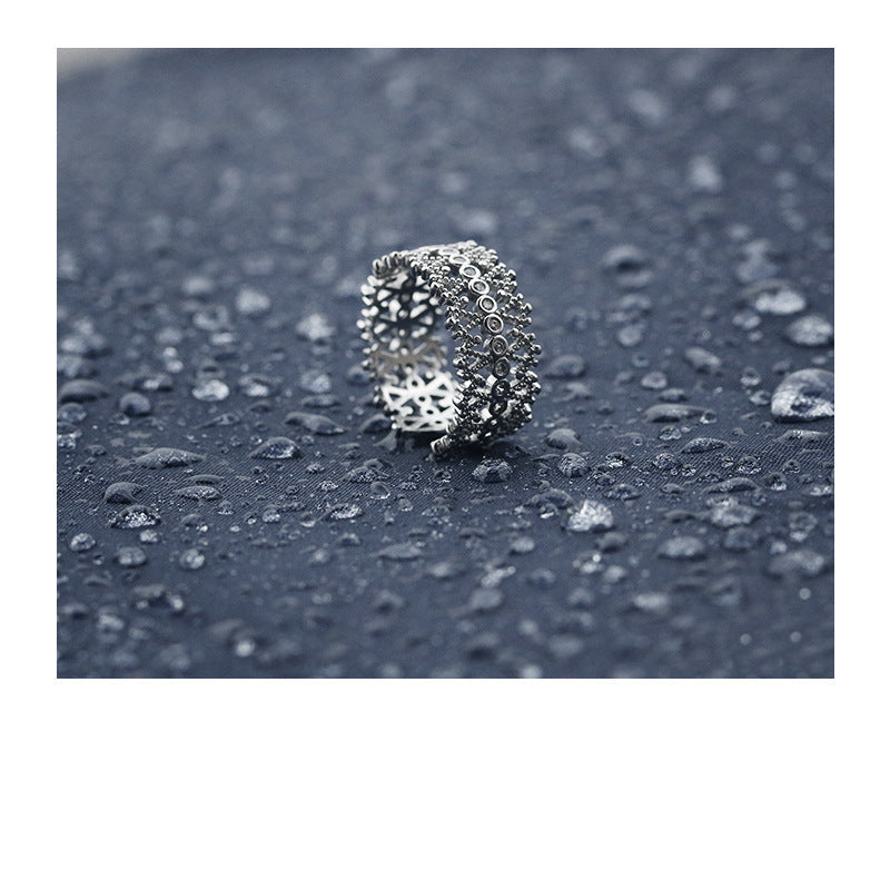 Wholesale Vintage Simple Palace Style Lace Element Zircon Inlay Hollow Ring