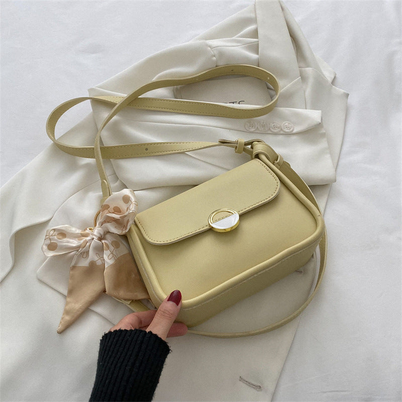 Wholesale Textured Underarm Chain Shoulder Crossbody Small Square Bag