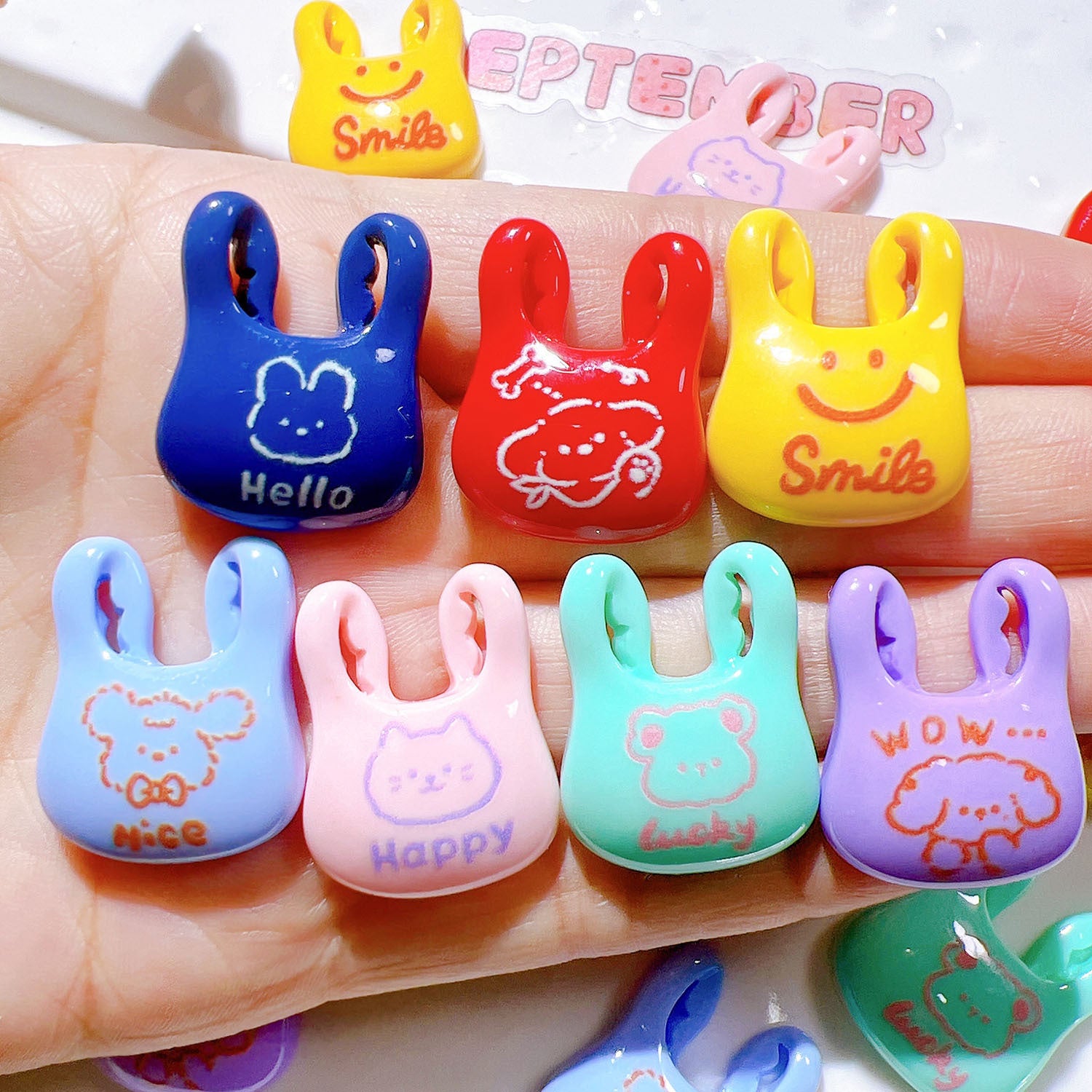 Wholesale 20pcs resin accessoriesdiy accessories handmade material shoe flower cup paste cream glue