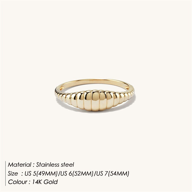 Wholesale Stainless steel gold-plated simple fashion style couple ring