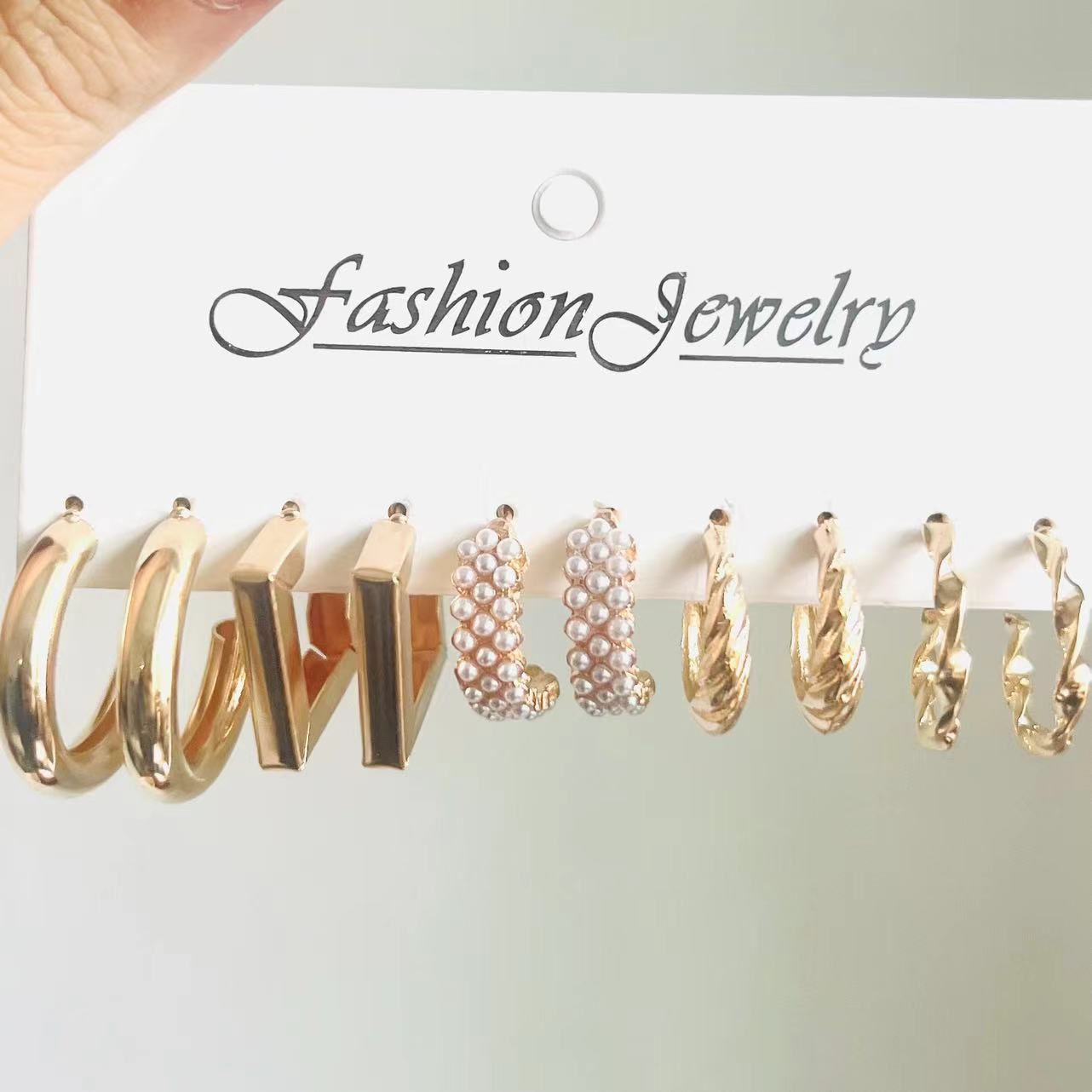 Wholesale Metal C Shape Acrylic Earrings Set