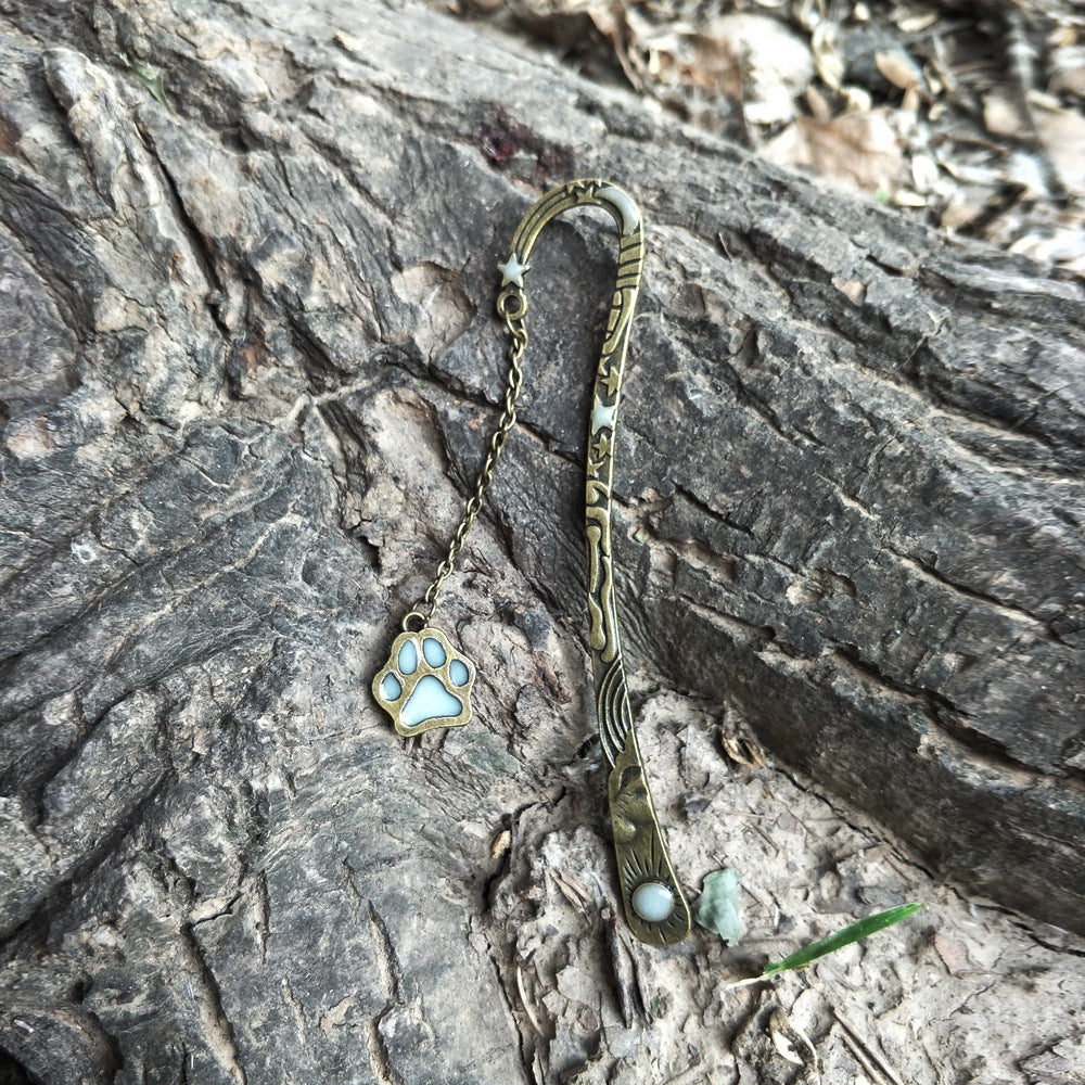 Wholesale Dog Paw Luminous Metal Bookmark