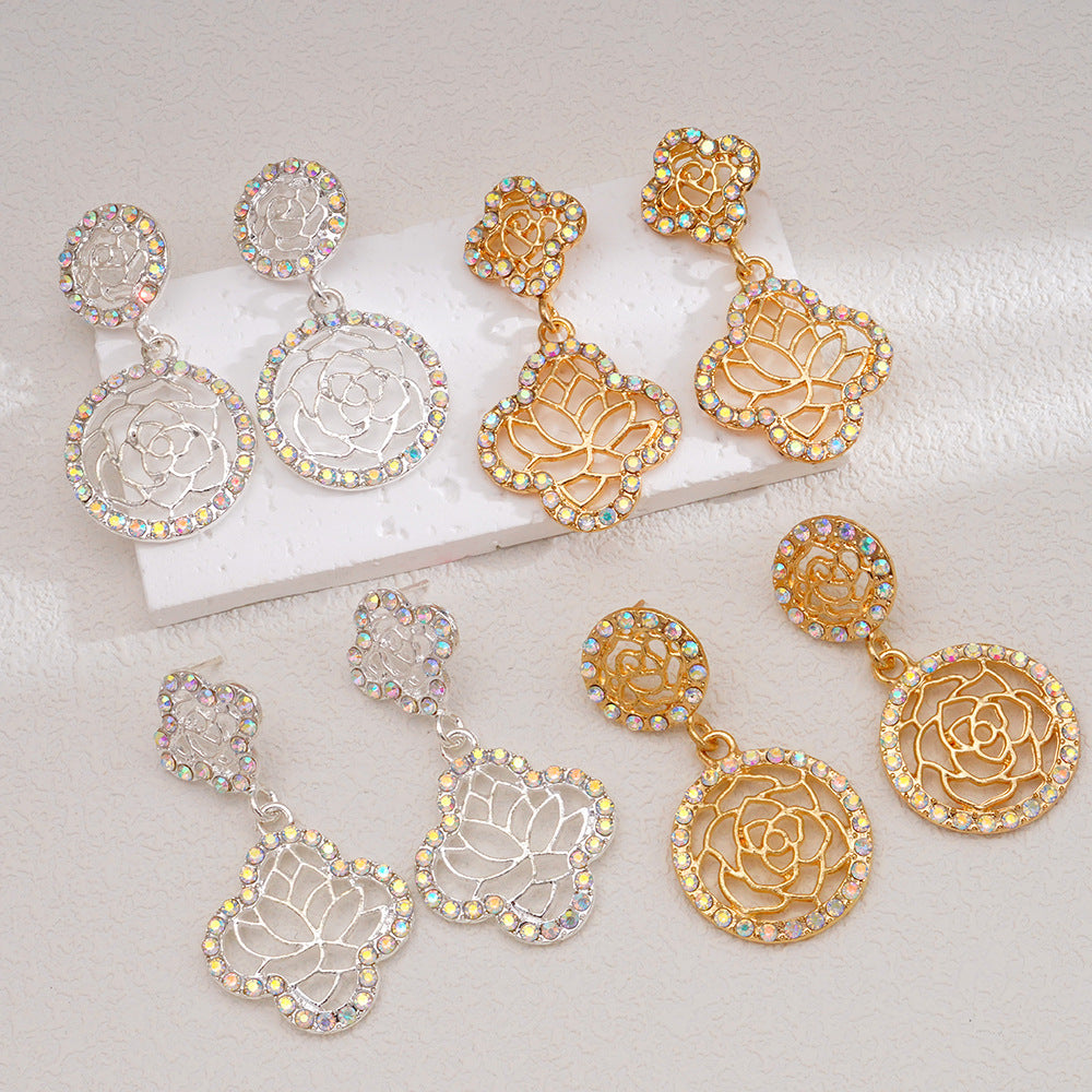 Wholesale Retro fashion hollow earrings