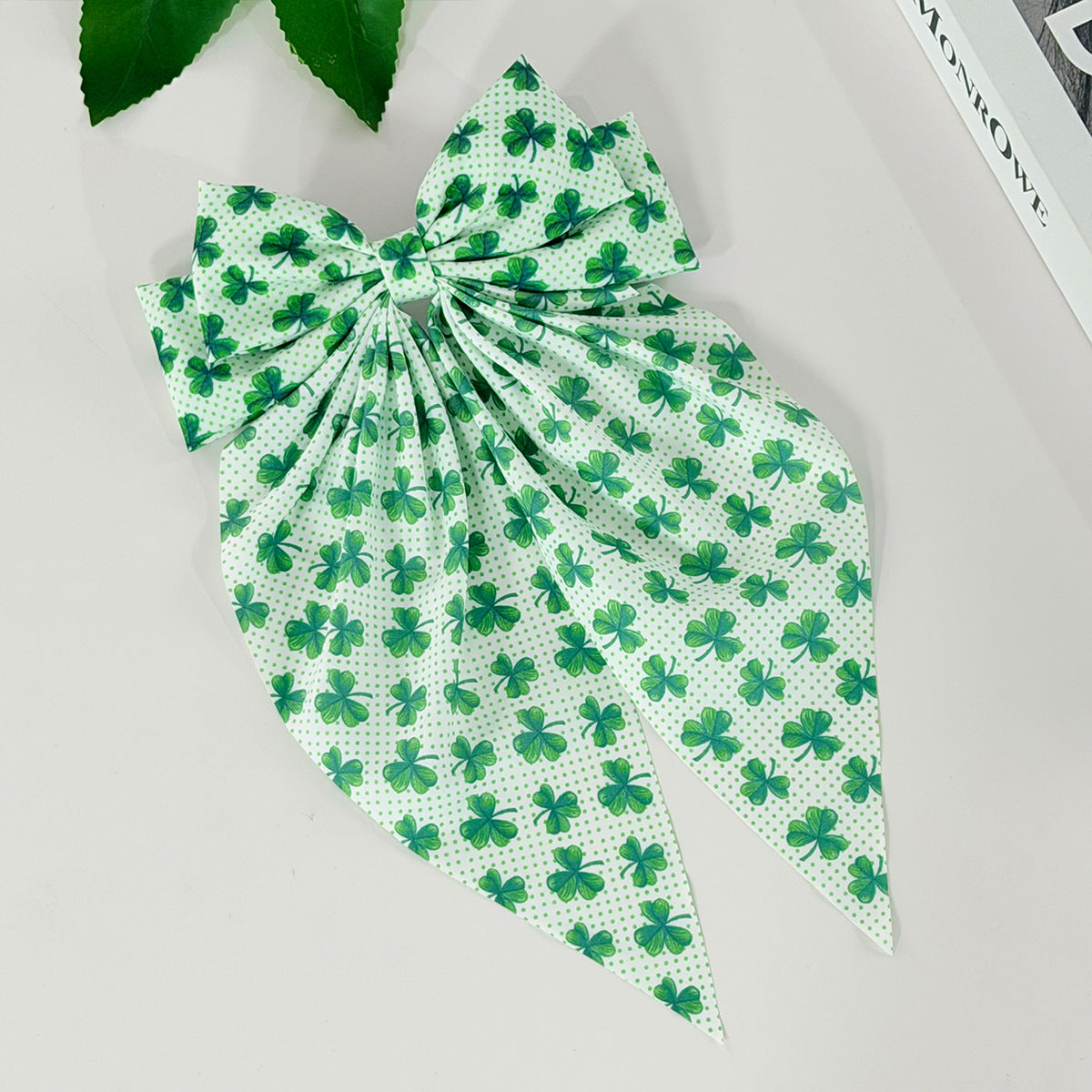 Wholesale Green clover bow  long ribbon  St.  Patrick' s Day hair clip