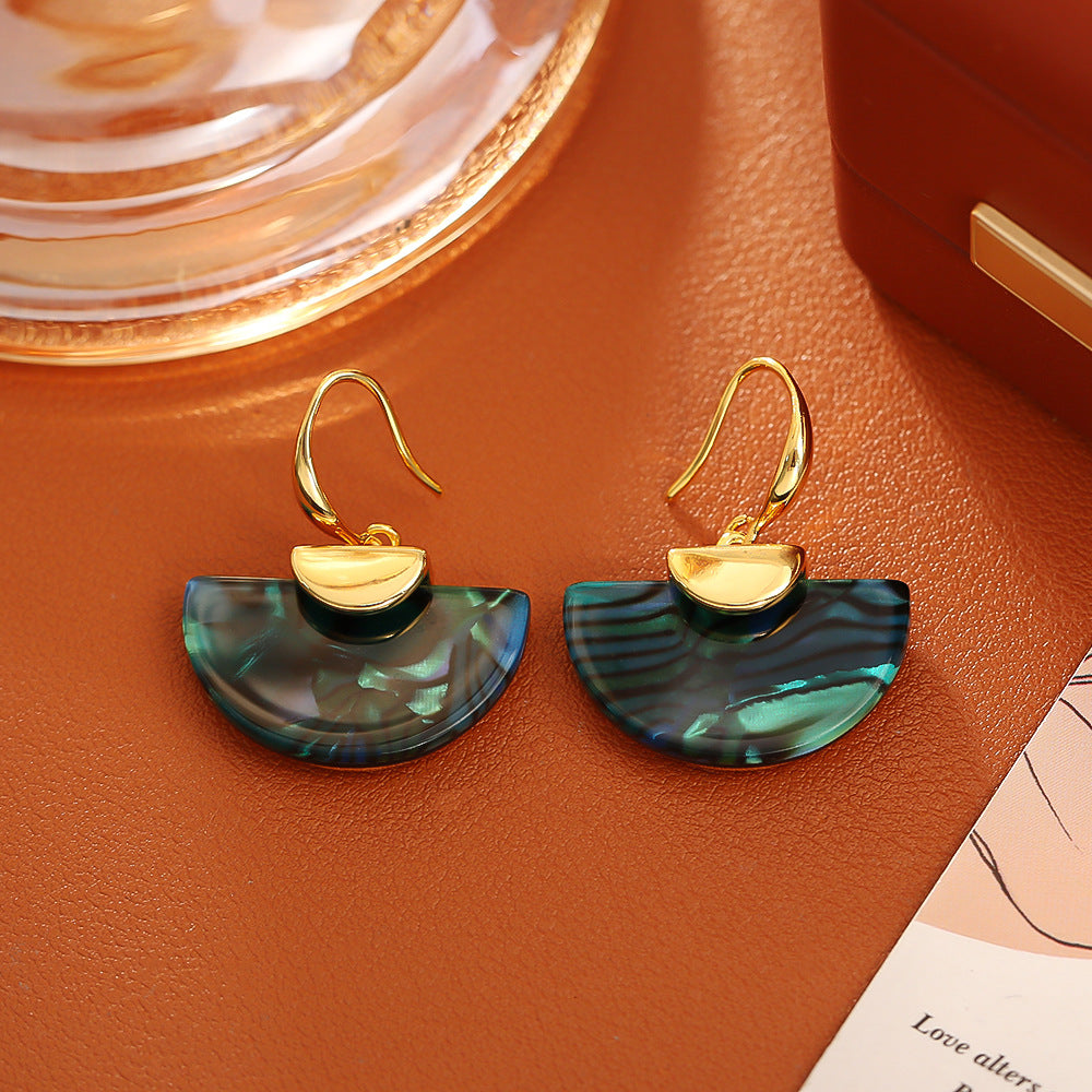 Wholesale Colorful fan-shaped abalone shell necklace
