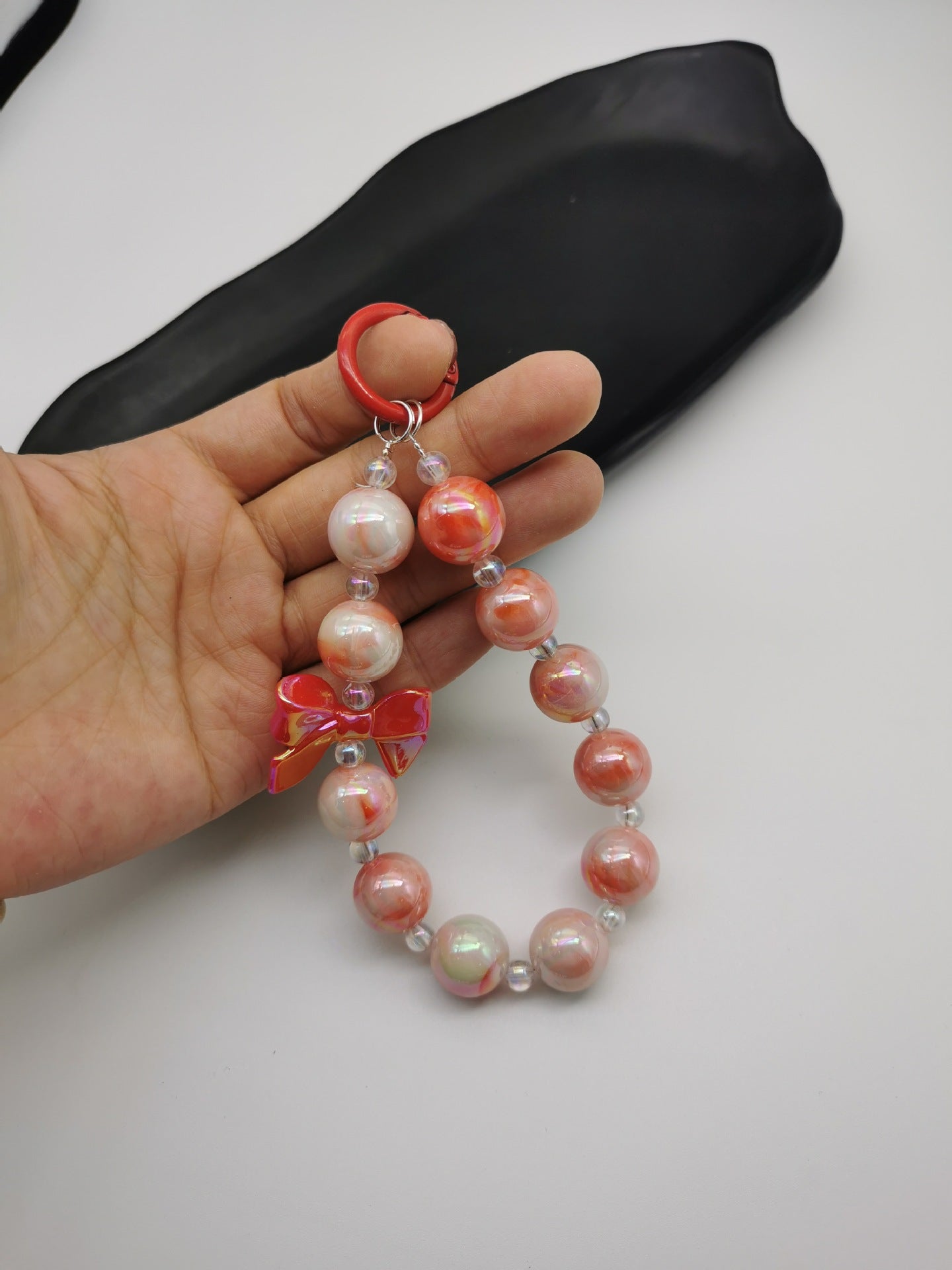 Wholesale Electroplated beaded bow car key chain mobile phone pendant cute candy color paint ring pearl accessories bag