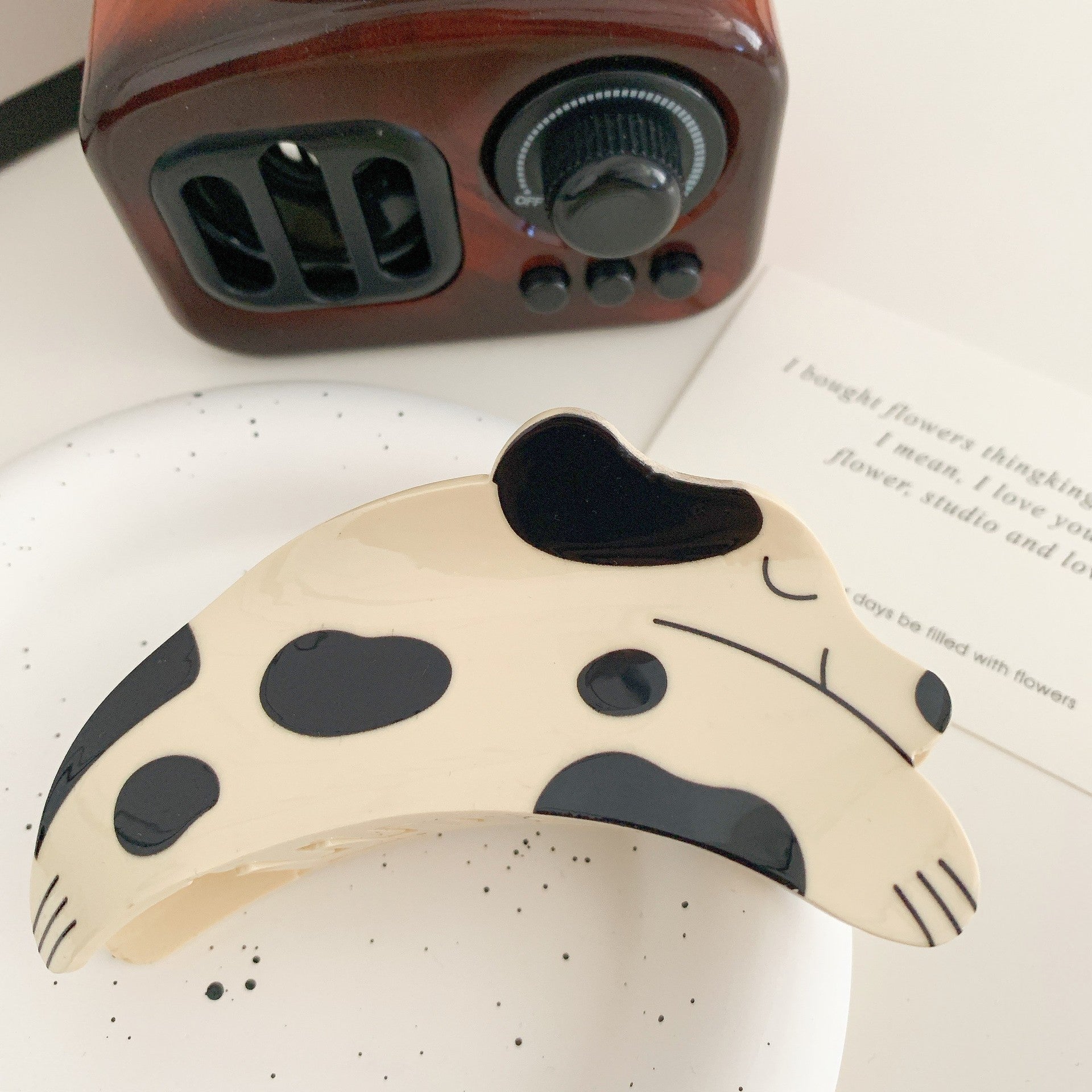 Wholesale Cute Cartoon Spotted Dog Acrylic Grip