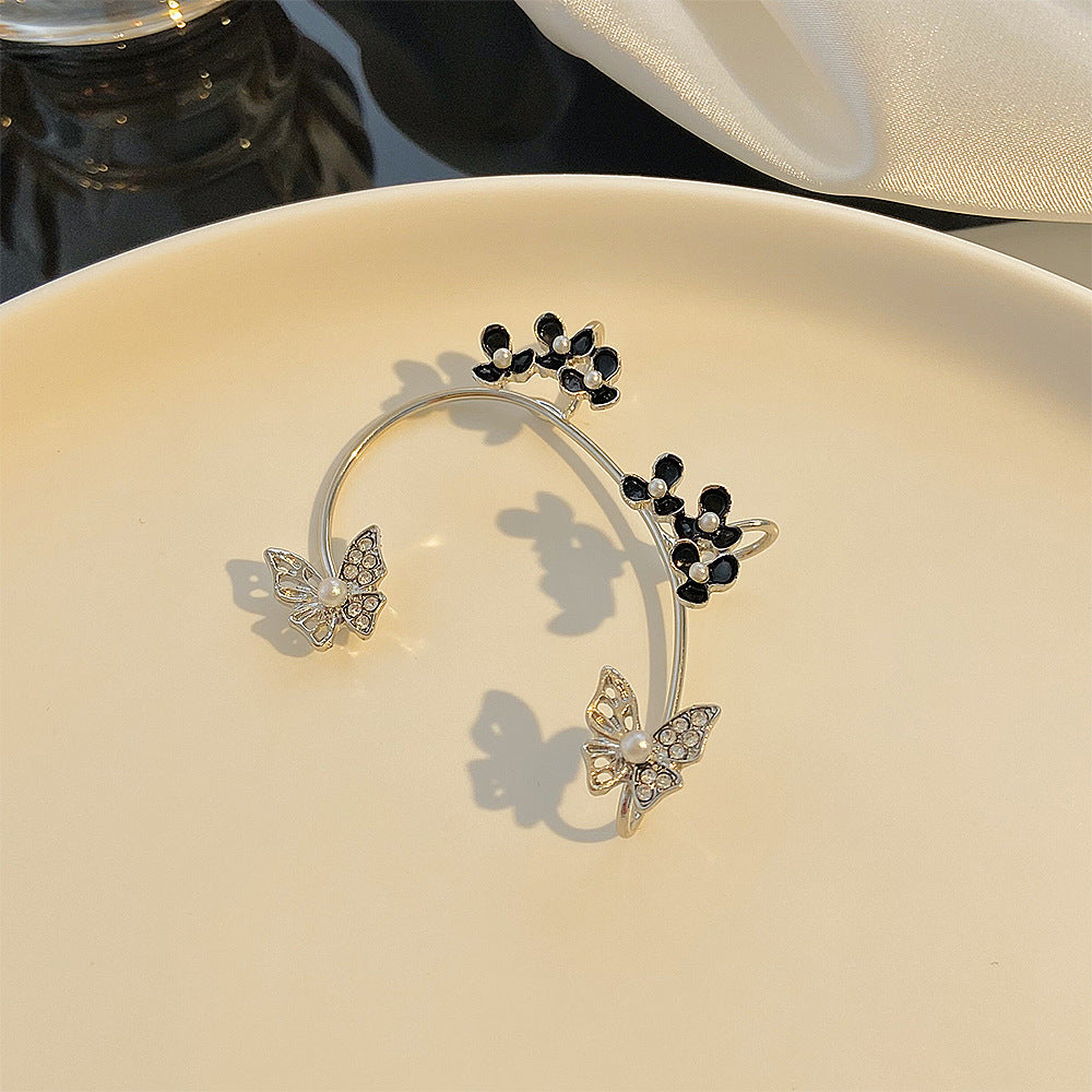 Clip de oreja de mariposa de perlas al por mayor sin pendientes de aleación perforada