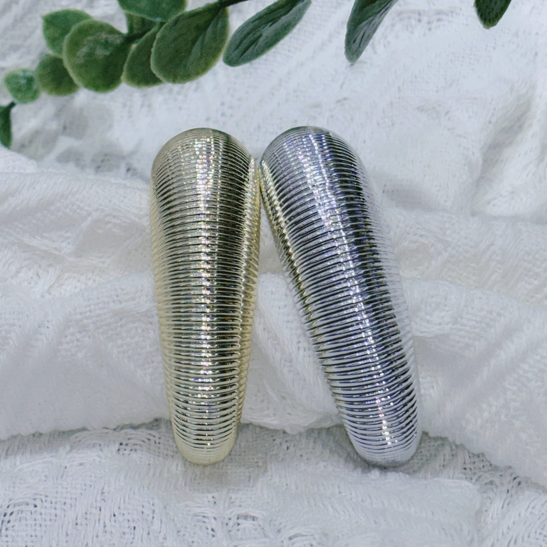 Wholesale Acrylic Open Bracelet