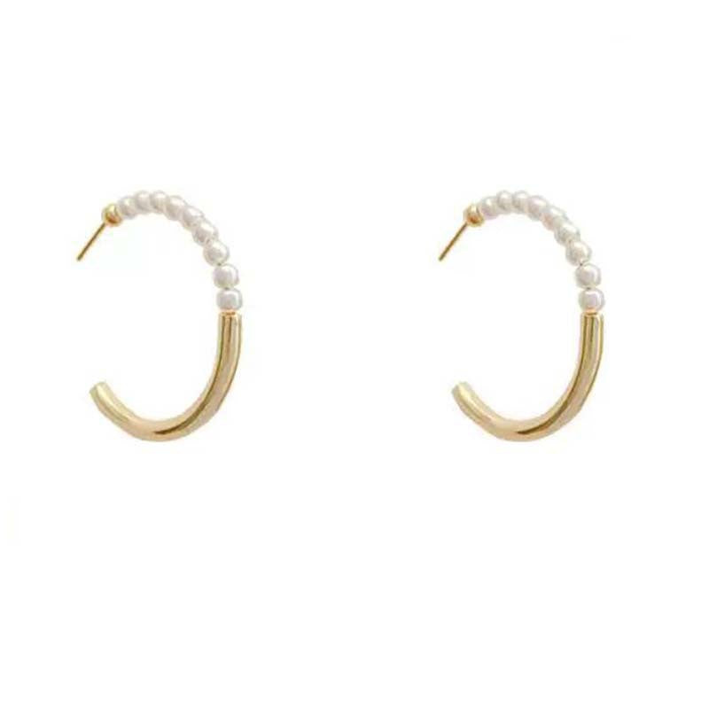 Wholesale Pearl C Shape Copper Earrings