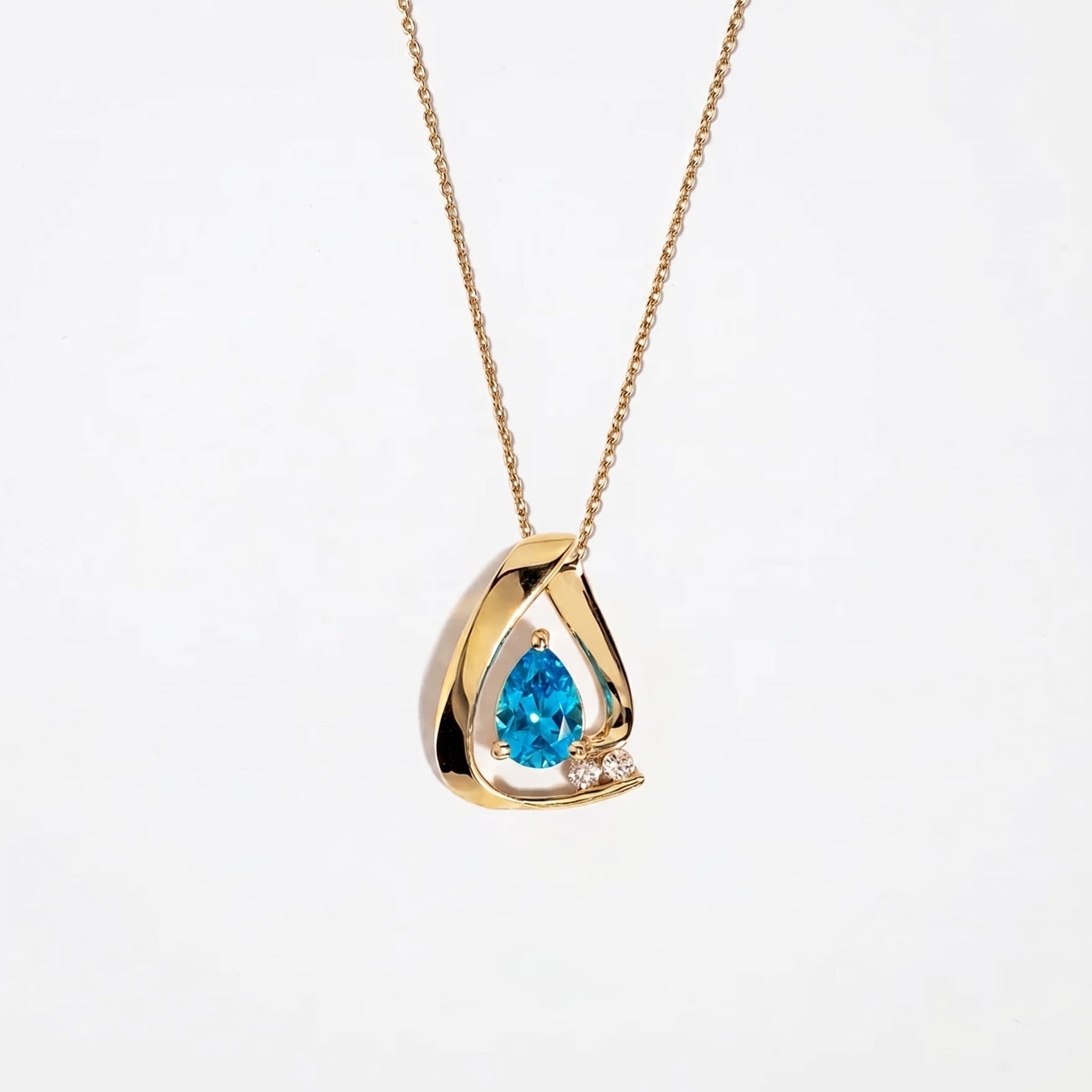 Wholesale Trendy Water Drop Red Zircon Necklace 18K Gold Plated Stainless Steel December Birthstone Gift Boutique Resale