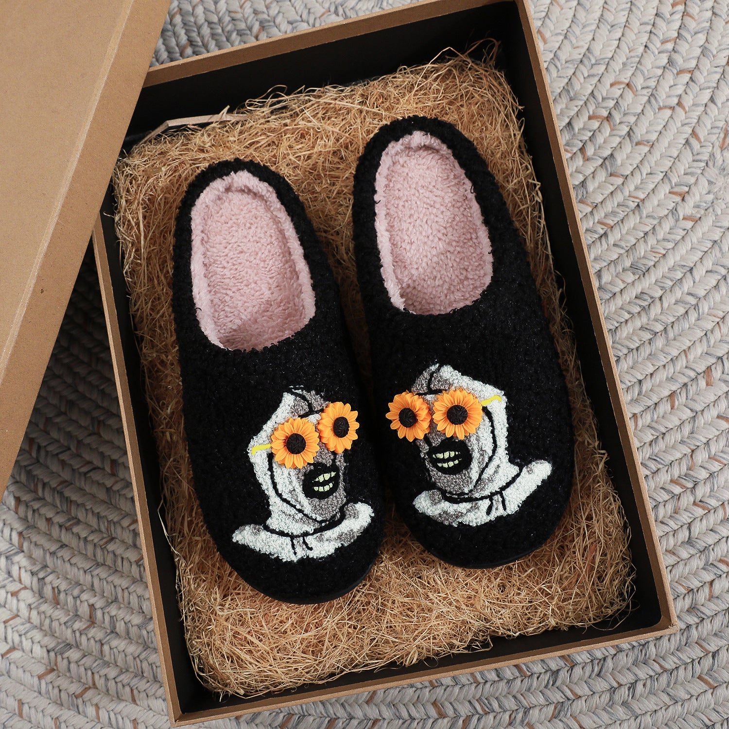 Wholesale Halloween Christmas Horror Night Horror Clown Embroidered Cotton Slippers Men's and Women's Autumn and Winter Plaid Wool Slippers