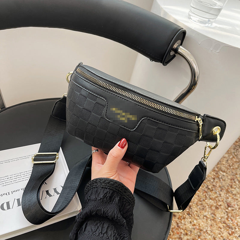 Wholesale The New Wide Strap Crossbody Rhombus Chain Casual Texture Large-capacity Chest Bag