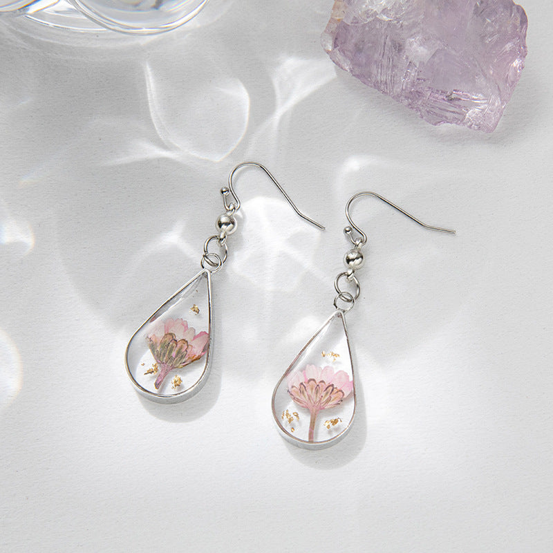 Wholesale 6pcs Fashion Teardrop-shaped Moonflower Dried Flower Earrings