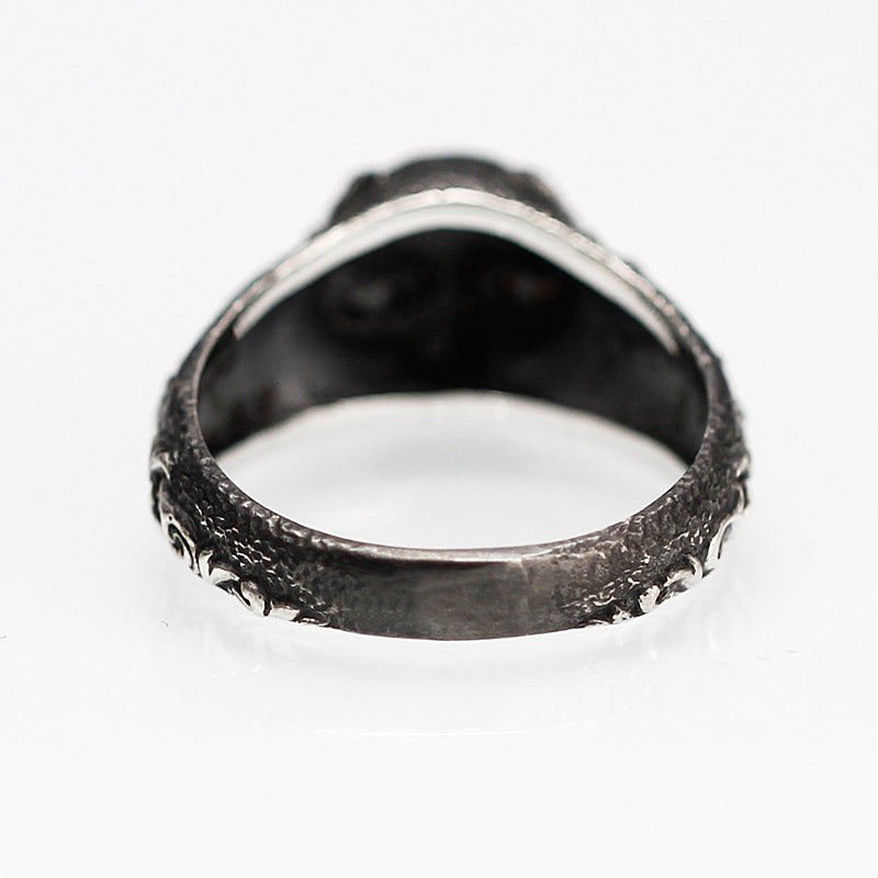 Wholesale Vintage carved skull red eye ring