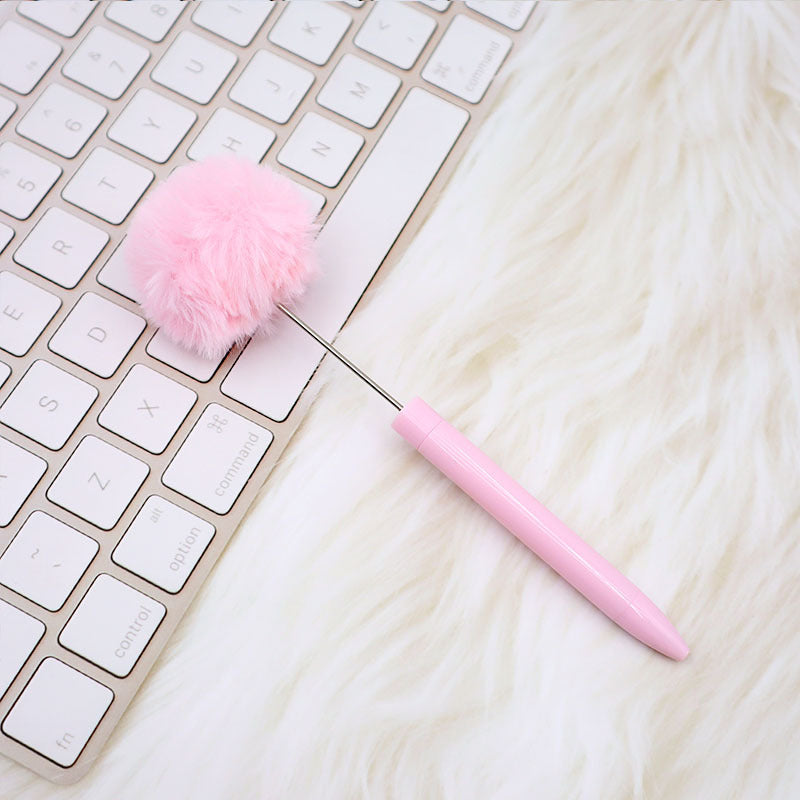 Wholesale New Style Fluffy Ball Beaded Pen Creative DIY Handmade Plastic Fluffy Ball Beaded Ballpoint Pen High Color Value Fluffy Pen Can be Wraped
