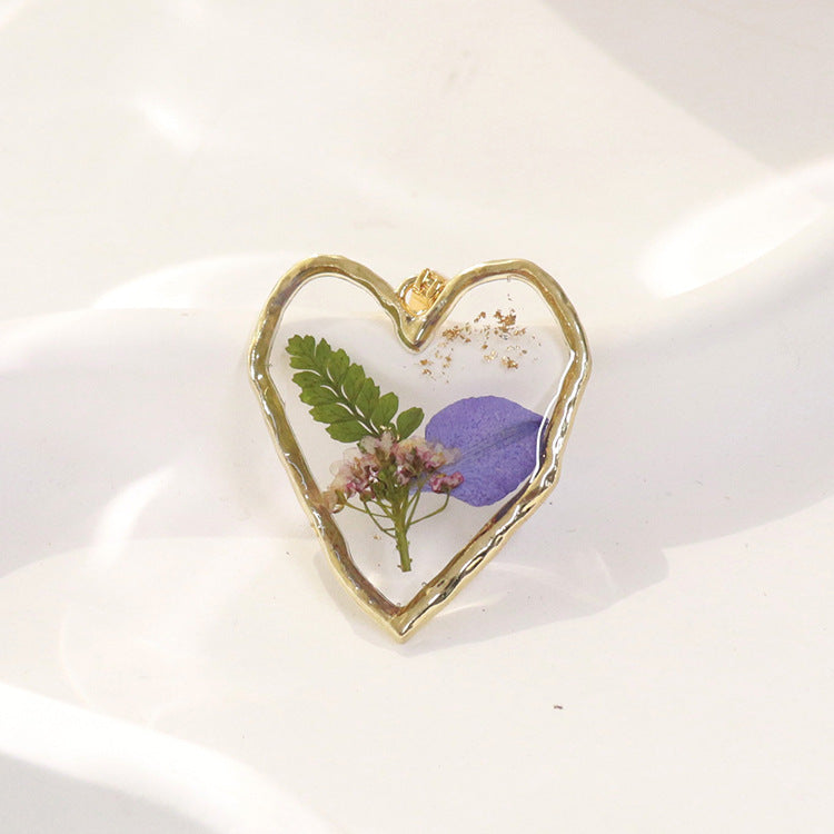 Wholesale 6pcs Irregular Love Month Flower Real Flower Pendant Resin Accessories