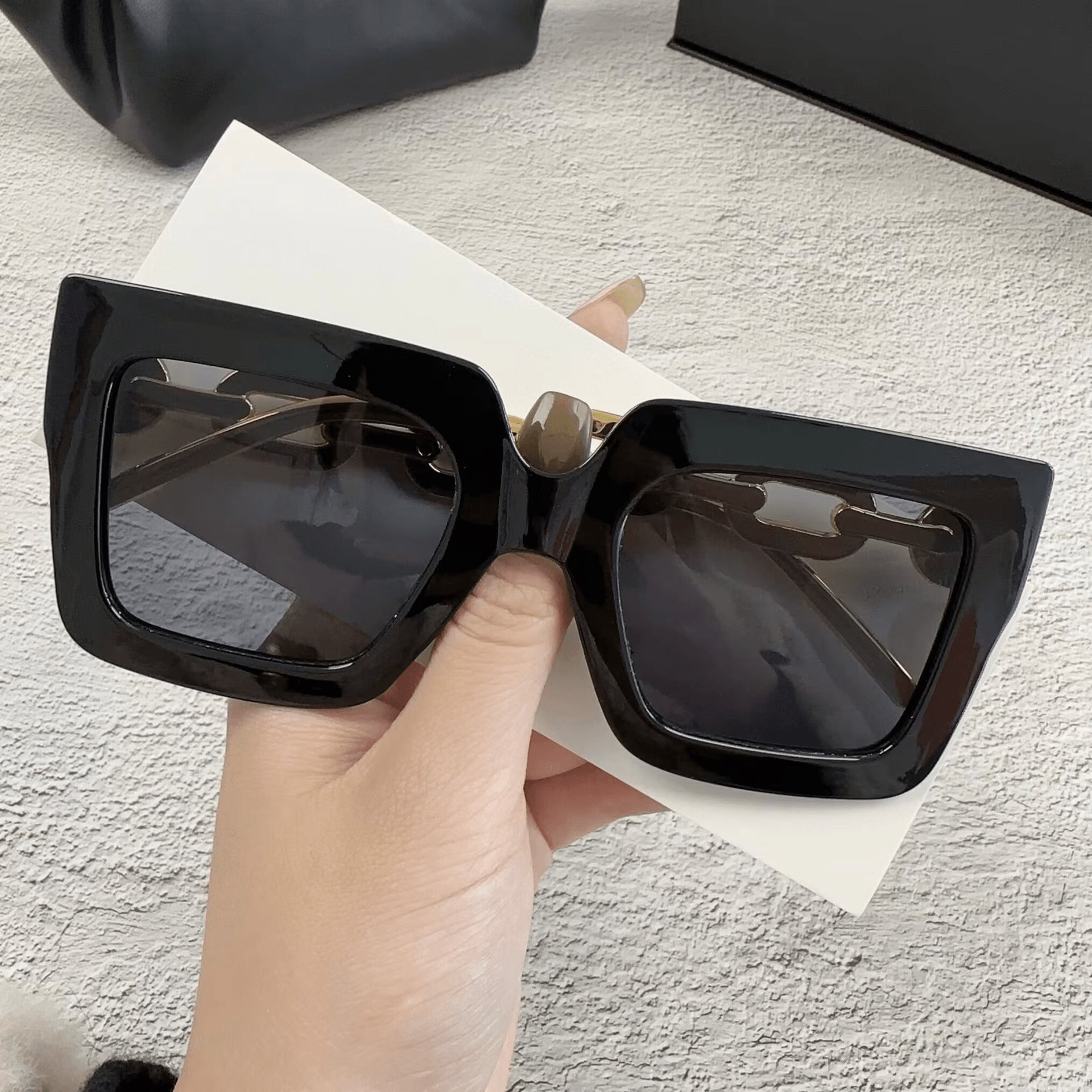 Wholesale Large Frame Chain Square Sunglasses